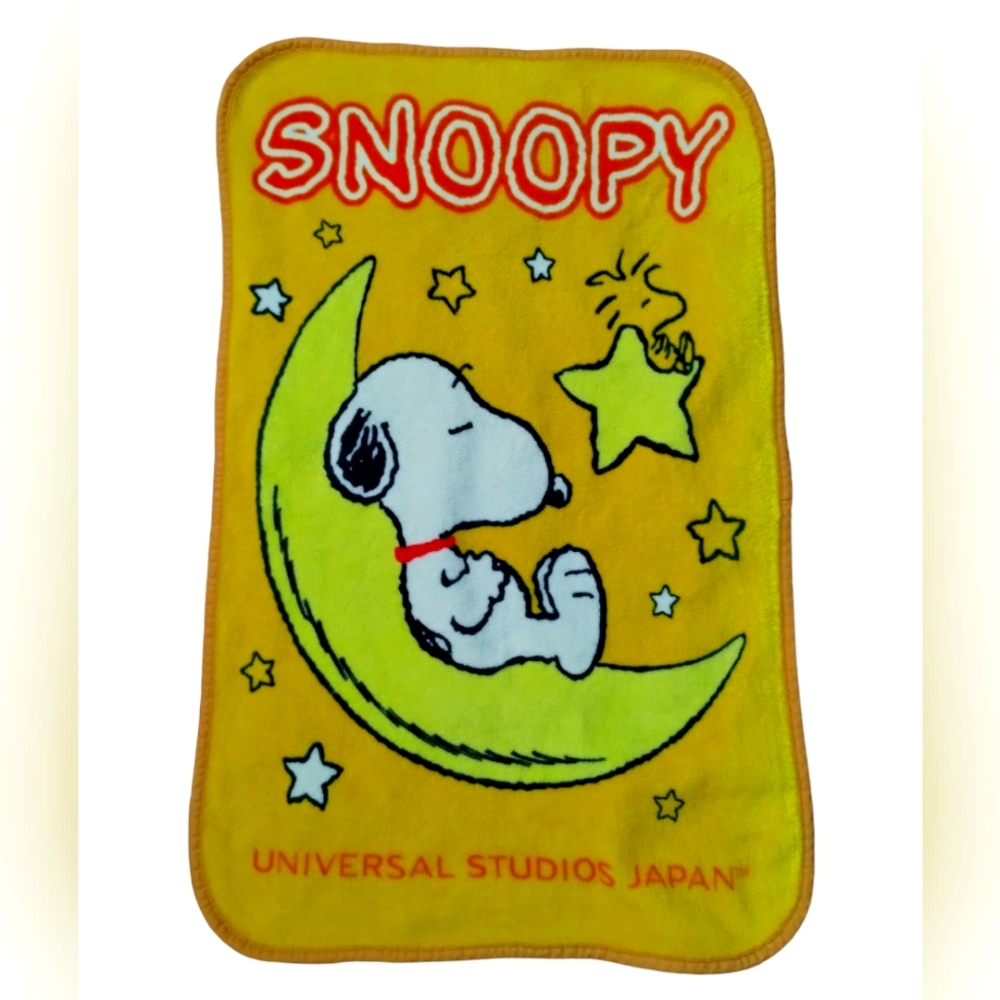 Universal Studios Japan Snoopy & Woodstock Fleece‎ Blanket Throw Blanket 38x24"